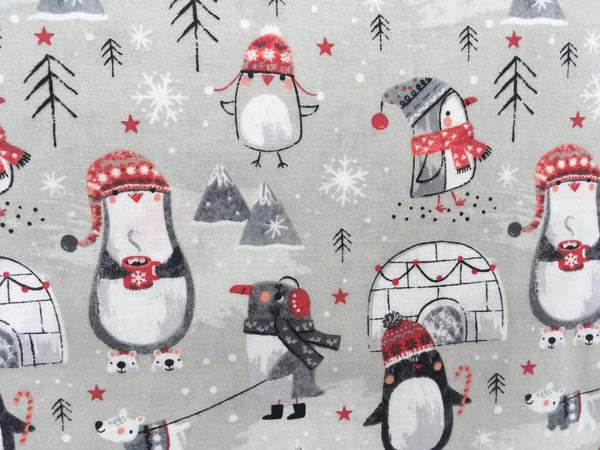 Penguin Christmas | Snowfall